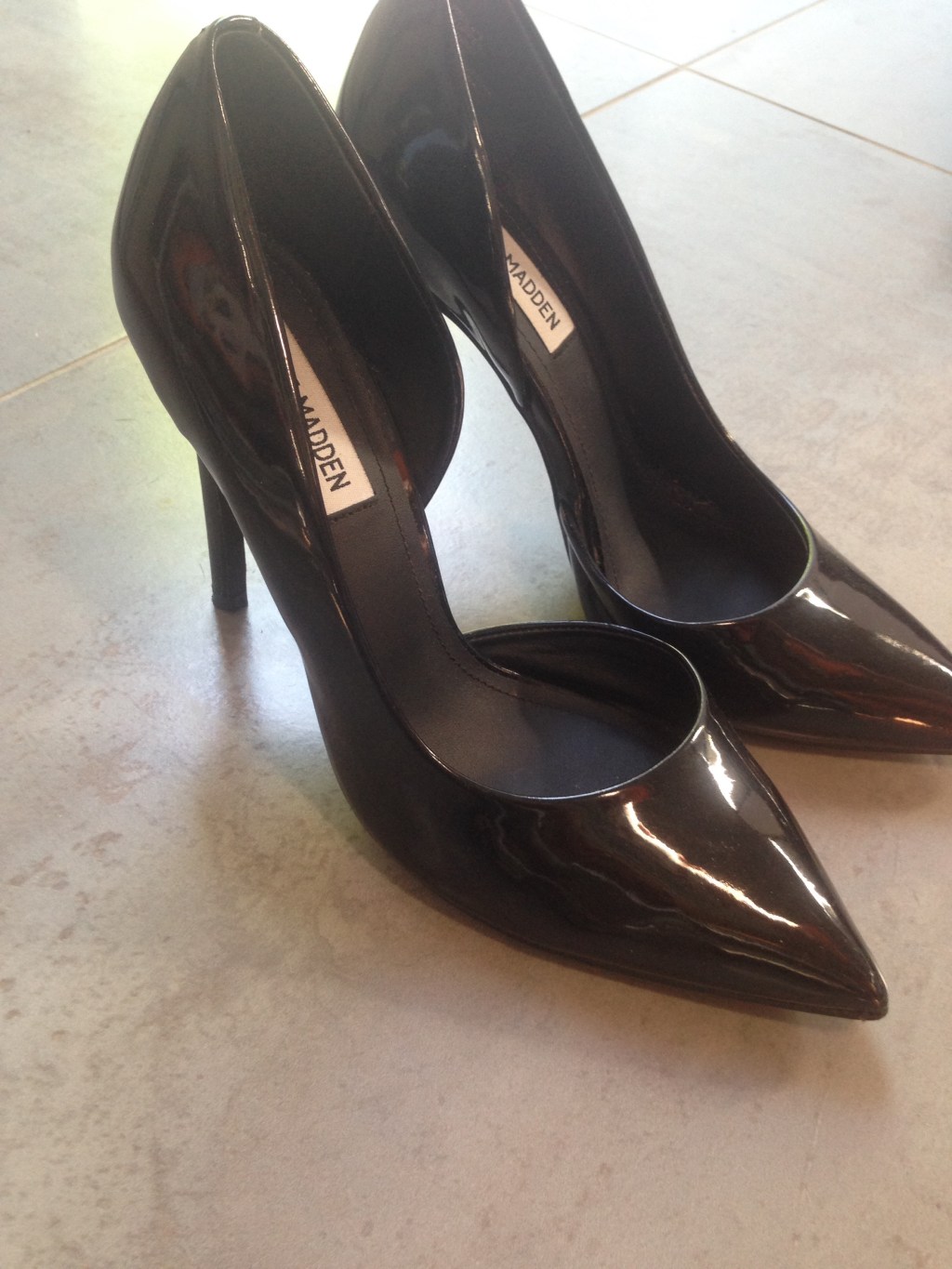 5 fashion essentials to have in your wardrobe&nbsp;👗